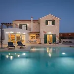 Vallis Villa