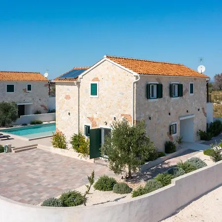 Vallis * Zaton (Sibenik-Knin)